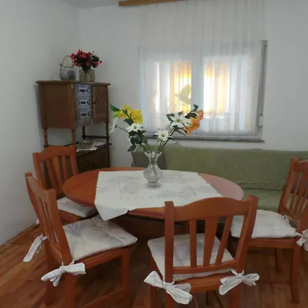 Appartamento In 31233 Crikvenica